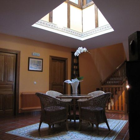 Hostal Rural Huartearena Iza 외부 사진